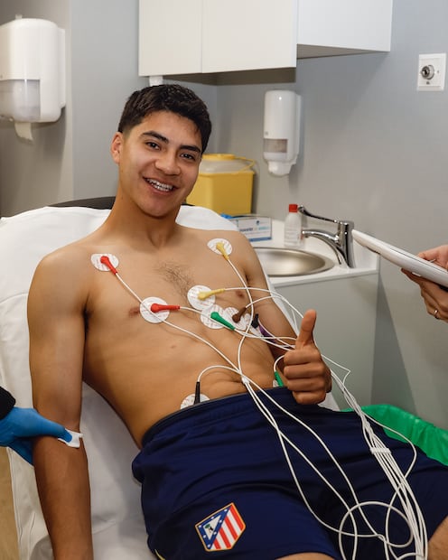 Obed Vargas superó las pruebas médicas con el Atlético de Madrid / FOTO: @Atleti