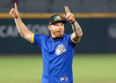 Canelo Álvarez mandó mensaje a migrantes mexicanos que temen ser deportados de Estados Unidos