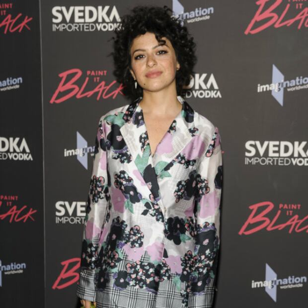 Alia Shawkat: 5 datos sobre la “nueva novia” de Brad Pitt