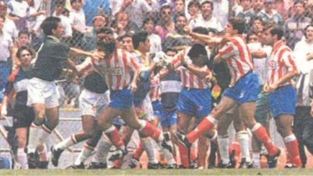 En 1993 la Selección Mexicana protagonizó una campal con jugadores del Atlético de Madrid. Foto: Especial