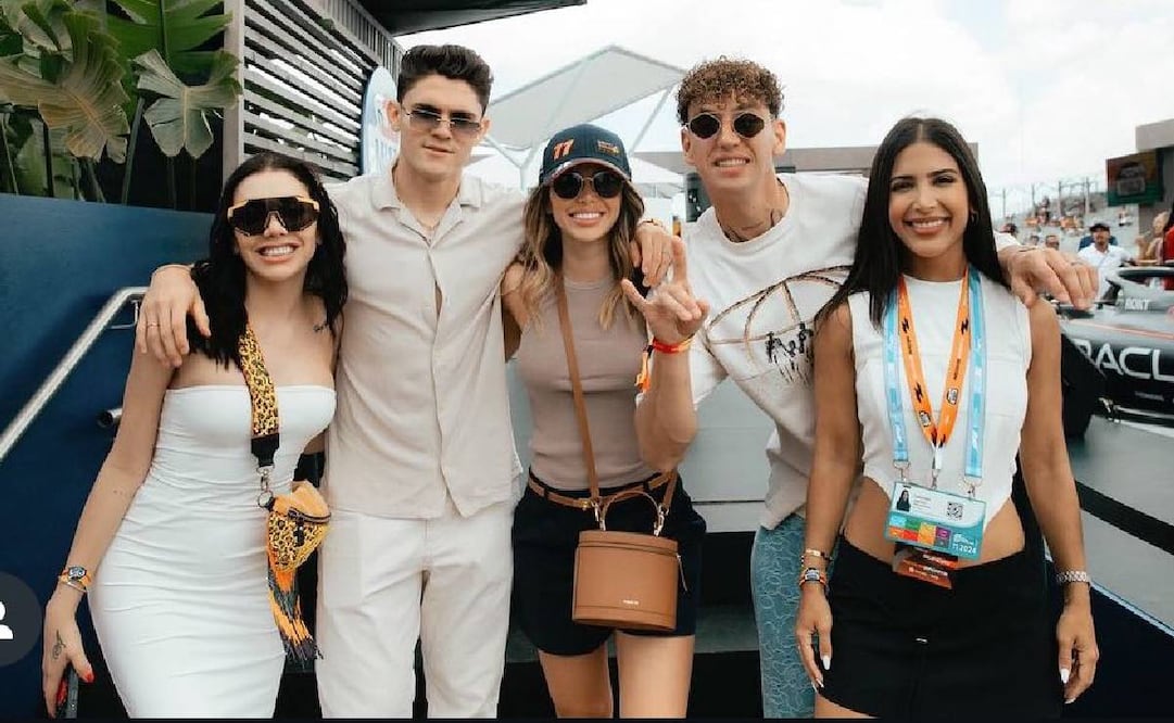 Israel Reyes y Karime Pindter fueron vistos juntos en el Gran Premio de Miami. Foto: Especial