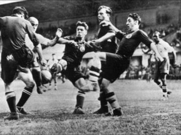 El árbitro que fue sancionado de por vida tras el "robo" de Italia a España en 1934