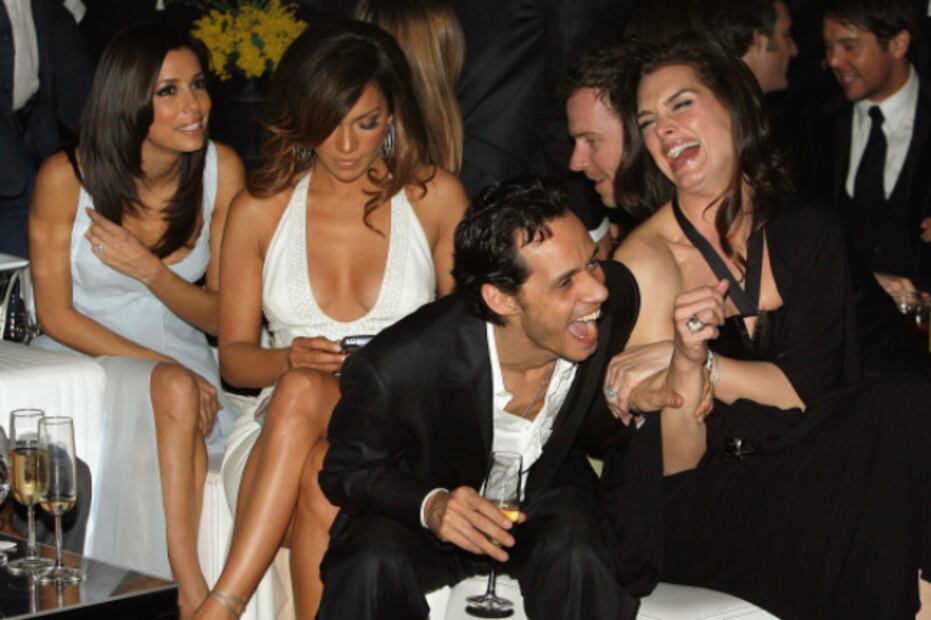 10 intrusos que rompieron amistades entrañables por "amor"