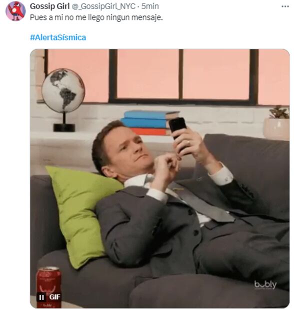 Estos son algunos memes tras la fallida prueba del alertamiento sísmico. FOTO: Captura