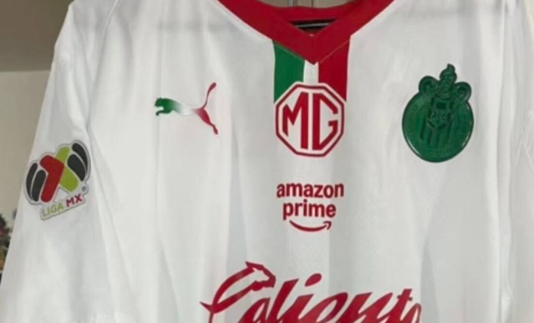 Esta será la playera de Chivas de visitante para la próxima temporada. Foto: Especial