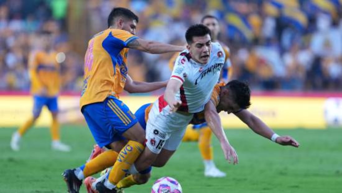 Gilberto Mora se lesionó con Xolos tras regresar del Mundial Sub-20. Foto: Imago7