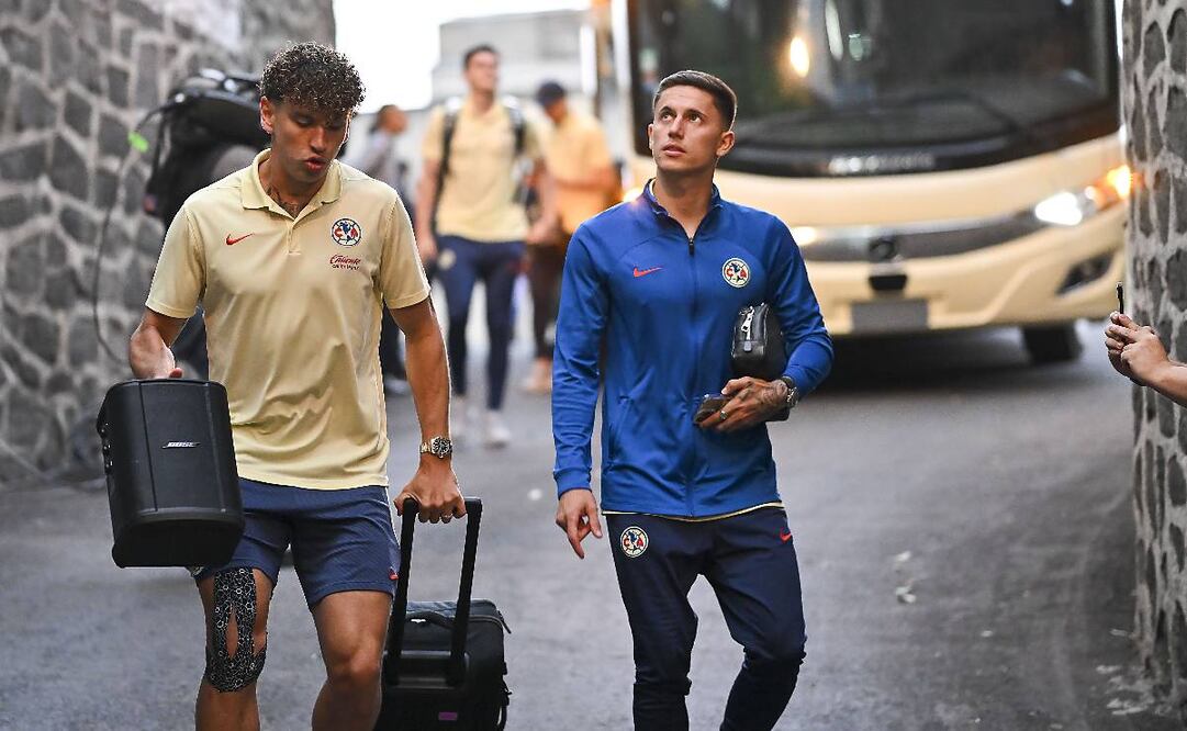 Igor Lichnovsky, pese a su lesión de rodilla, sí será titular ante las Chivas. Foto: Imago7