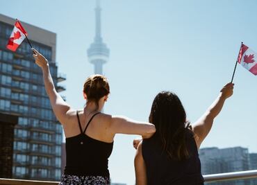 Mexicanos pueden obtener residencia permanente en Canadá sin vivir allá