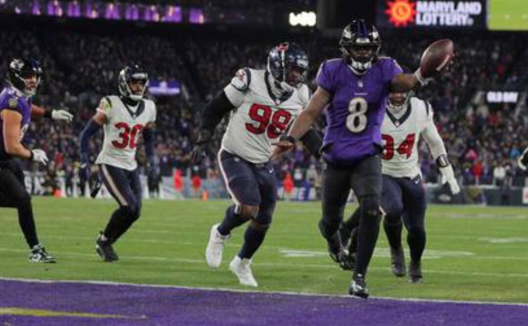 Los Ravens cumplieron con el pronóstico y le pasaron por encina a los Texans. Foto: Ravens