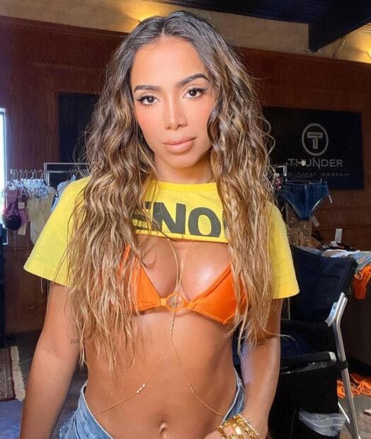 10 datos y fotos de Anitta, la estrella brasileña que surgió de las favelas