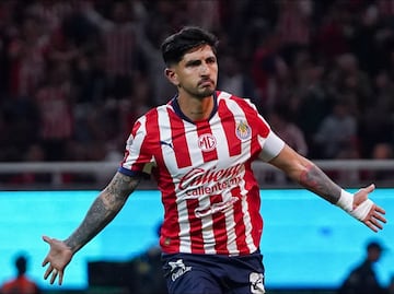 ¡Contundente! Víctor Guzmán sentencia que “jamás” ha pedido su salida de Chivas