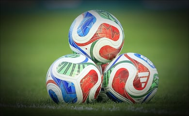 Entrenador de selección de Concacaf rompe en llanto tras quedar fuera del Mundial 2026