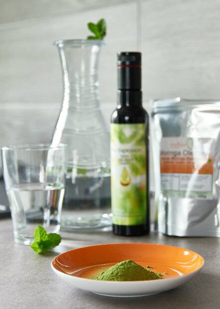¿Qué es la moringa? 10 beneficios de las hojas de la moringa en tu salud