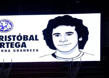 América femenil le hace un sentido homenaje a Cristóbal Ortega; eterna grandeza
