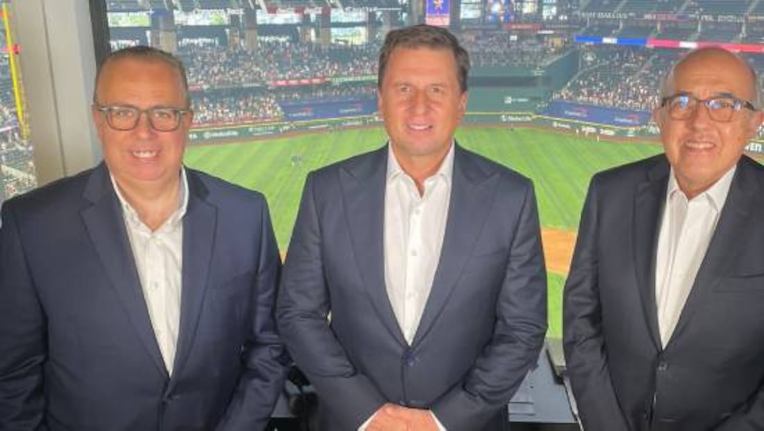 Pepe Segarra y José Pablo Coello se quedarán sin narrar a las Grandes Ligas en Fox Sports México. Foto: Especial