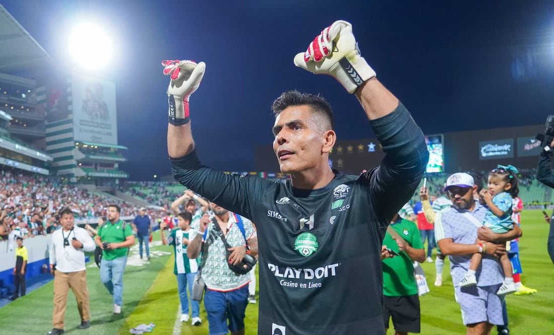 Oswaldo Sánchez no quiere ver a Álvaro Fidalgo en la Selección Mexicana. Foto: Imago7