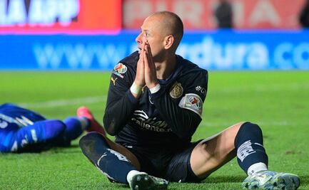 Chicharito Hernández manda contundente mensaje a la afición de Chivas tras la primera derrota en el torneo