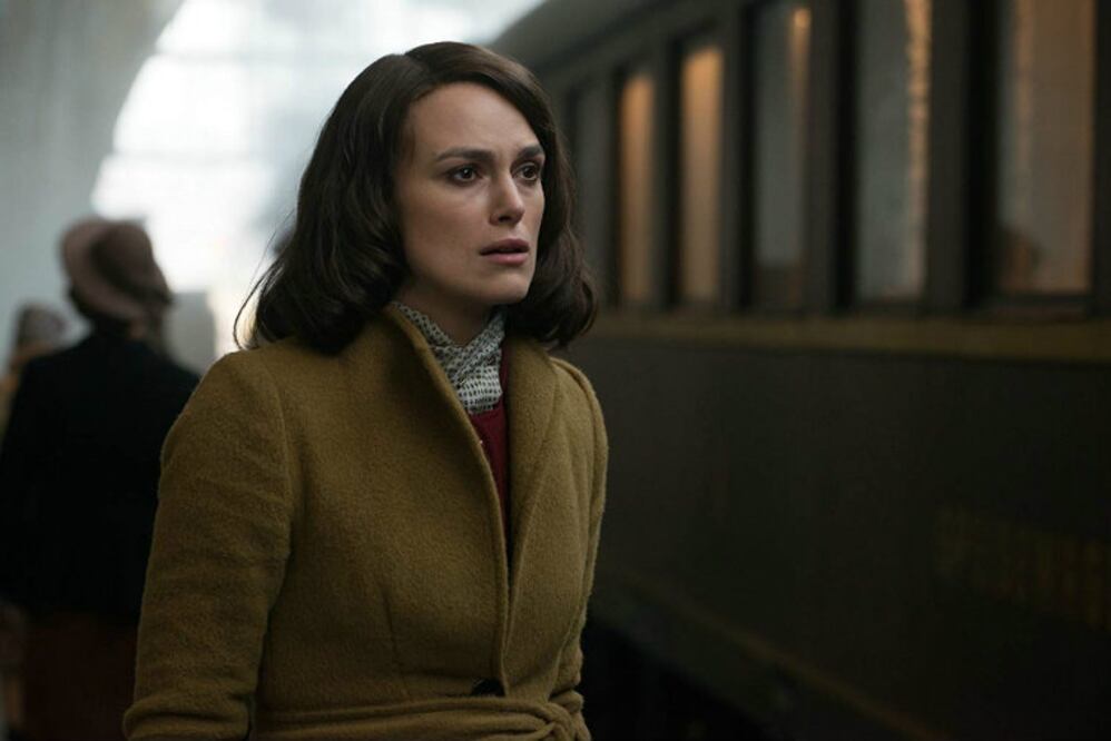 Rachael Morgan (Keira Knightley) y su esposo se mudan a vivir con una familia alemana luego de la Segunda Guerra Mundial, dando lugar a una trama de pasiones secretas y resentimiento. (Foto: Fox Searchlight Pictures)