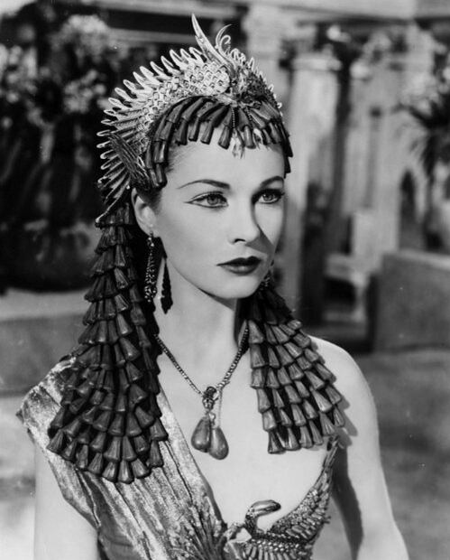 Gal Gadot y otras actrices que han interpretado a “Cleopatra”