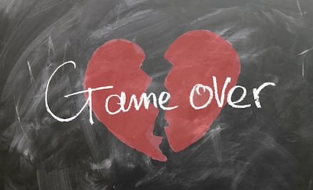 10 canciones que puedes dedicar al terminar