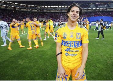 Diego Lainez asegura que llegar a Tigres fue la mejor decisión de su carrera