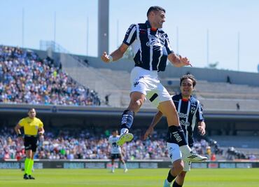 Rayados elimina 5-3 a los Pumas; espera rival en las semifinales