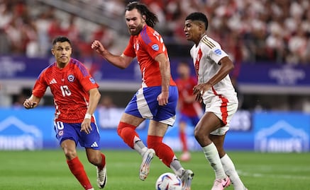 Perú y Chile viven un "aburrido" empate durante su debut en la Copa América