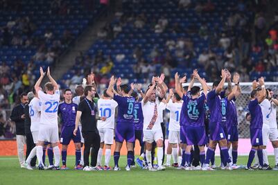 Estrellas internacionales se llevan el triunfo en el Juego de Leyendas