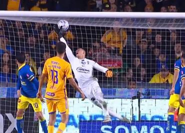 Malagón se equivocó y provocó el empate de los Tigres en la Final ante América