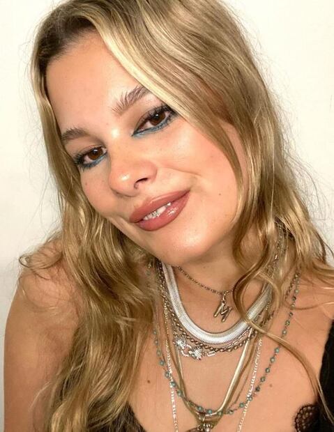 Ella es Manuela, la hermosa hija mayor de Alejandro Sanz