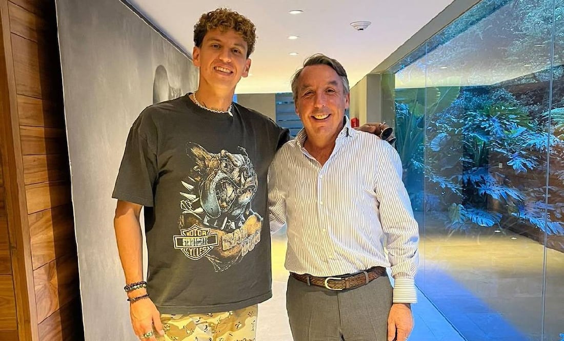 Igor Lichnovsky compartió una fotografía en redes junto a Emilio Azcárraga Jean. Foto: Especial