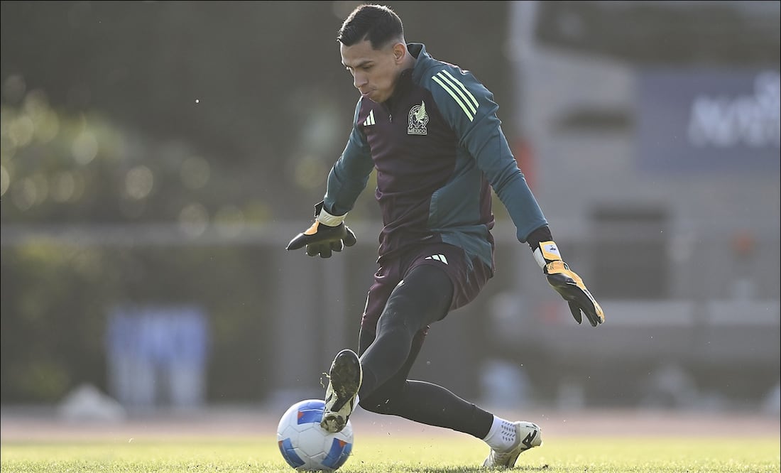 Luis Ángel Malagón, durante uno de los entrenamientos de la Selección Mexicana, previo a la Final de Nations League ante Panamá. FOTO: Imago7