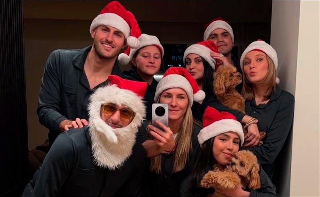 Así celebró Santiago Giménez la Navidad 2025 / FOTO: @Santgimenez_