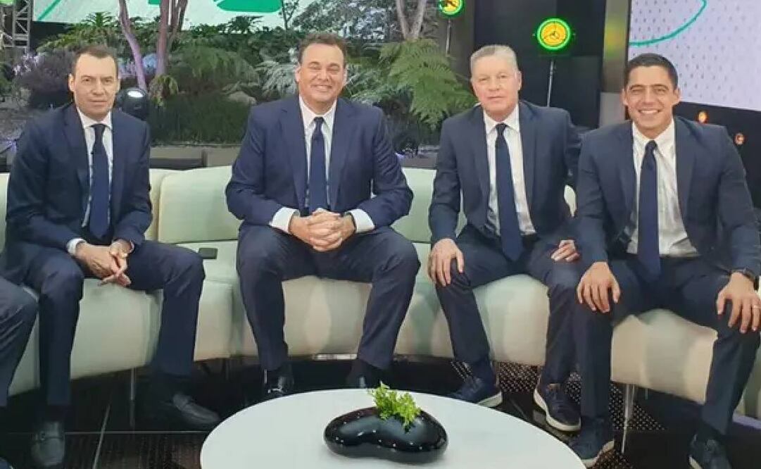 David Faitelson hace unos meses se unió al equipo de Televisa. Foto: Especial