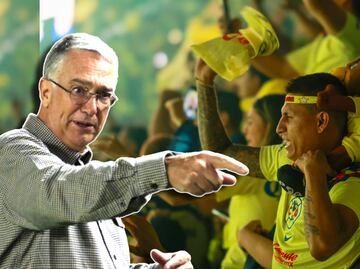 Salinas Pliego explotó y lanzó un comentario homofóbico en contra de un aficionado del América