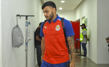 Afición de Chivas explotó contra Alexis Vega: "Te queremos... afuera del equipo"