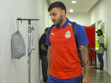 Afición de Chivas explotó contra Alexis Vega: "Te queremos... afuera del equipo"