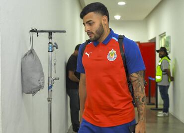 Afición de Chivas explotó contra Alexis Vega: "Te queremos... afuera del equipo"