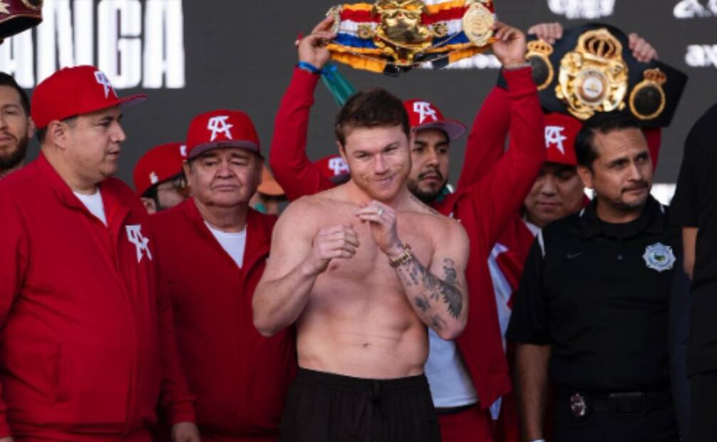 El boxeador mexicano desde hace varios años es el encargado de protagonizar las funciones en el marco del 15 de septiembre. Foto: canelo.