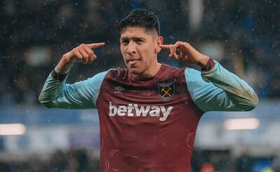 Edson Álvarez fue elogiado por el máximo goleador de la Premier League. Foto: Especial