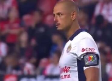 Javier Hernández está insoportable, ¿Jugadores de Chivas no lo toleran?