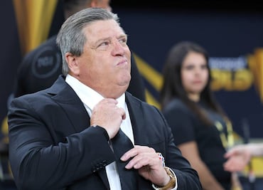 Miguel Herrera tuvo encontronazo con periodista tico en un estacionamiento ¿Hubo golpes?