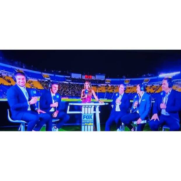 Carlos Salcido fue parte de los analistas en la transmisión de Tubi en el Clásico. Foto: Especial