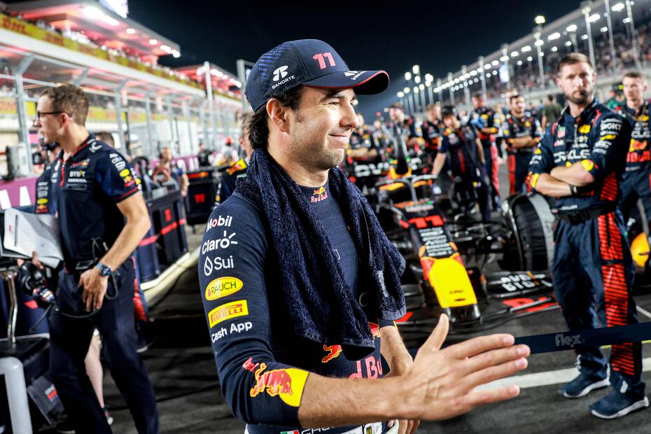 Checo Pérez durante la carrera del Gran Premio de Qatar - Foto: AFP