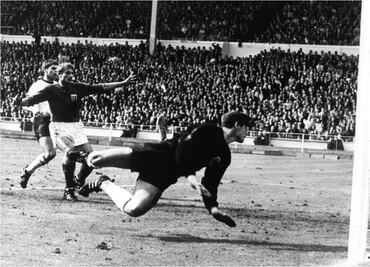 Inglaterra 1966, el único Mundial de los "inventores del futbol" y la primera Final polémica