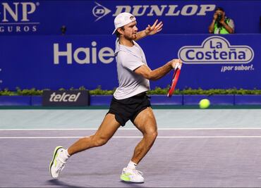 ¡Tomas Machac es Campeón! El checo conquistó el Abierto Mexicano de Tenis 2025