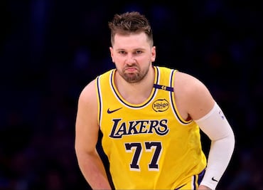 Doncic destrozó su teléfono móvil al enterarse de que había sido traspasado a los Lakers