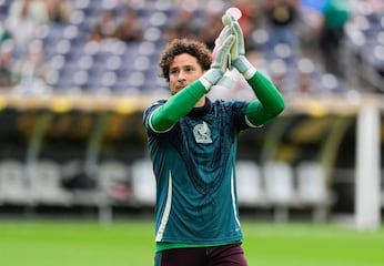 Óscar Pérez pide que Guillermo Ochoa sea titular de la Selección Mexicana en Mundial 2026
