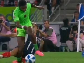 Avilés Hurtado abogó por no inhabilitar a Germán Berterame el resto del Apertura 2024