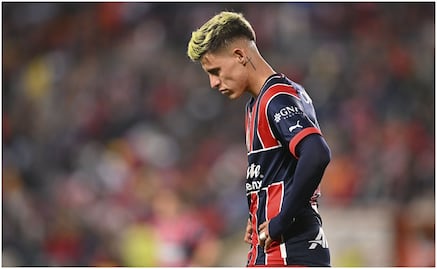 Chivas sacó el cuchillo y ya negocia con 'Chicote' Calderón la rescisión de contrato